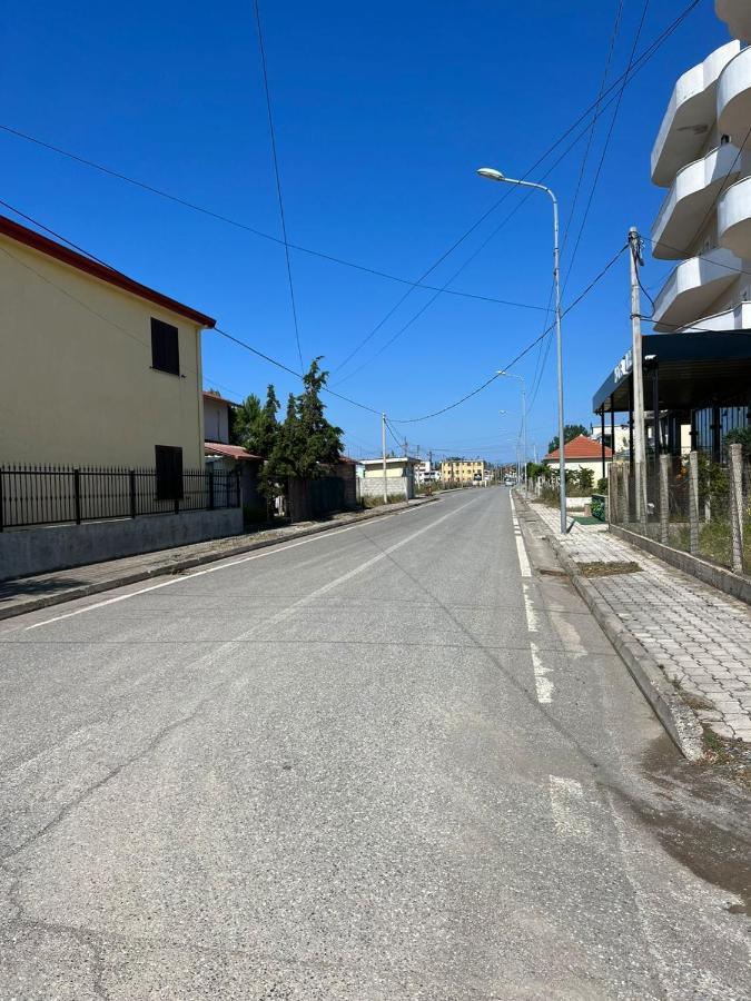 Apartments Hotel Al&De Velipoje Exterior photo